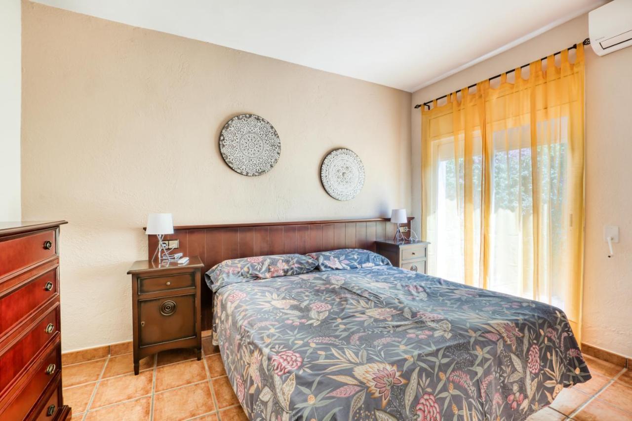 Villa Golfy 8 Golf Bonmont Terres Noves 外观 照片